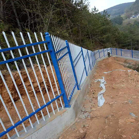 鋅鋼護(hù)欄